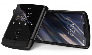 Motorola Razr - black   6,2" P-OLED/ eSIM/ 6GB/ 128GB/ LTE/ Android 10 PAHT0029SK